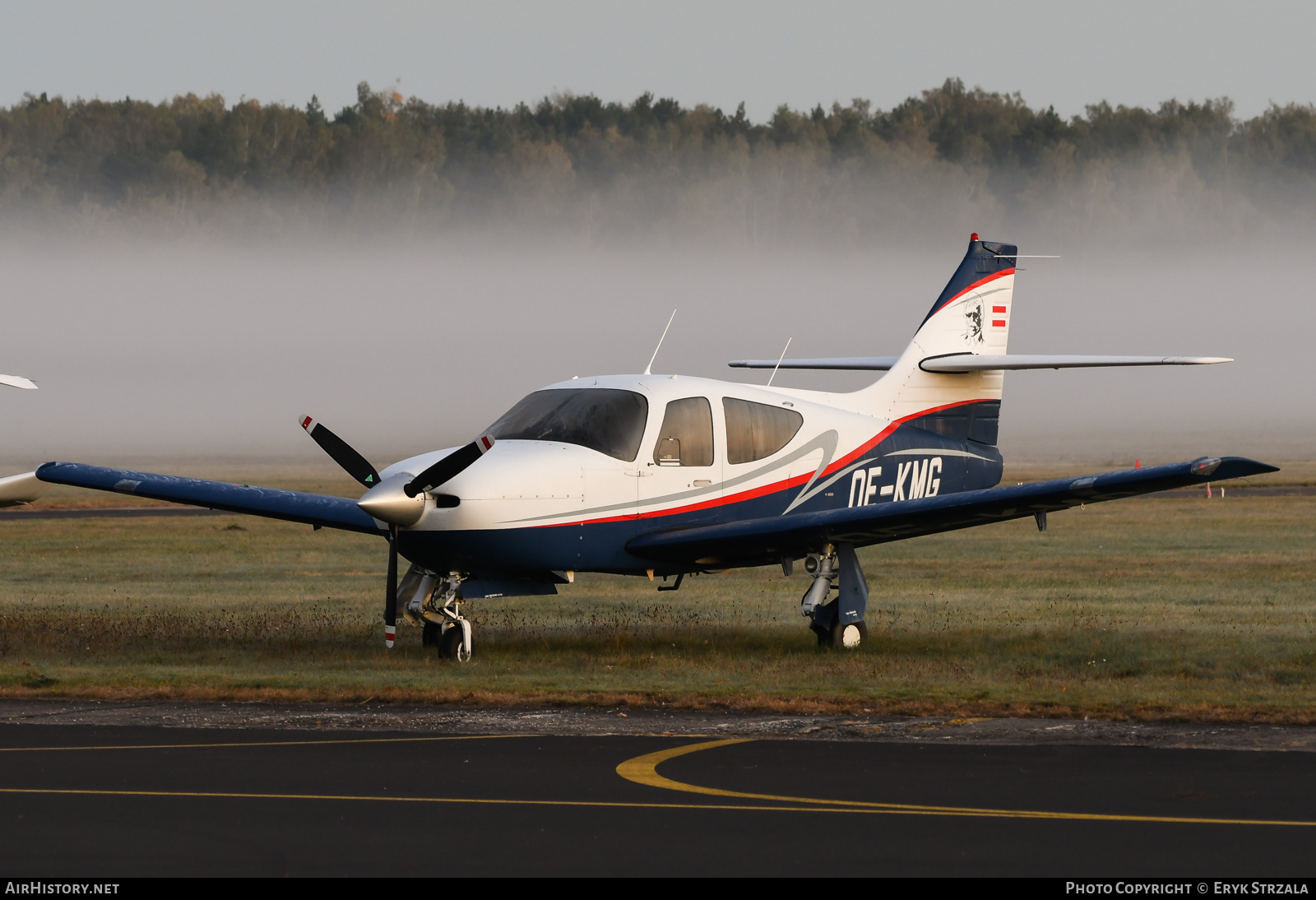 Aircraft Photo of OE-KMG | Commander 114B | AirHistory.net #607130