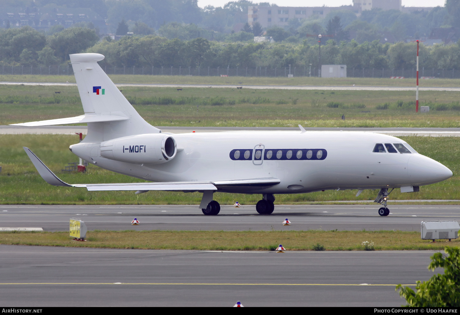 Aircraft Photo of I-MOFI | Dassault Falcon 2000LX | AirHistory.net #607166