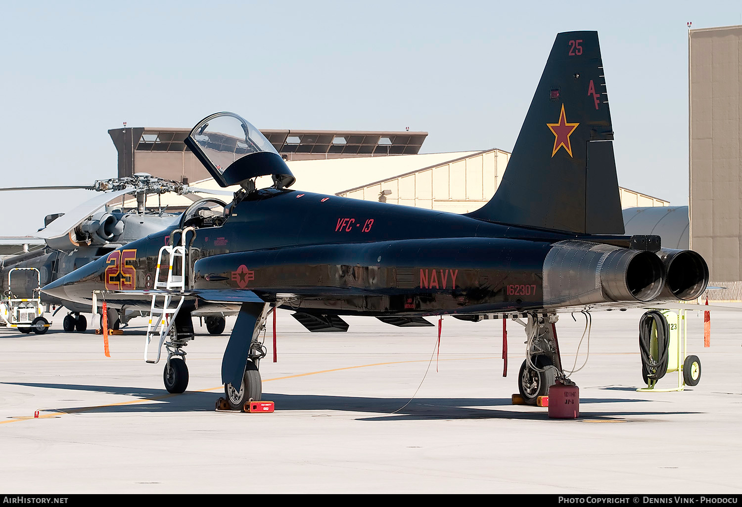 Aircraft Photo of 162307 | Northrop F-5E Tiger II | USA - Navy | AirHistory.net #607214