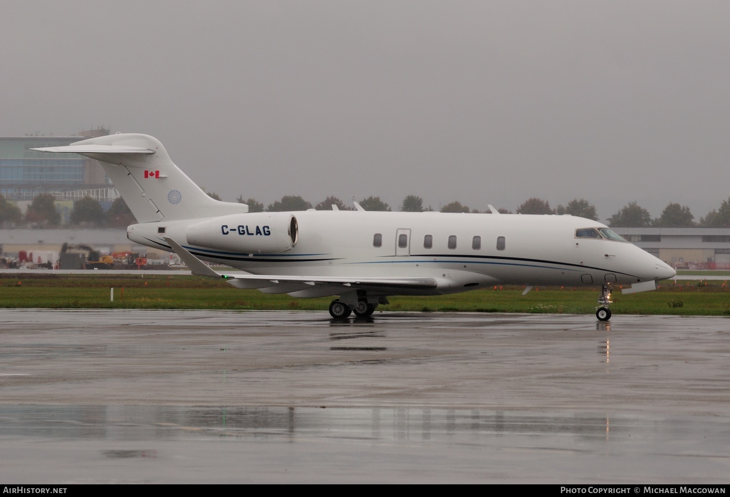 Aircraft Photo of C-GLAG | Bombardier Challenger 3500 (BD-100-1A10) | Aurora Jet Partners | AirHistory.net #607359