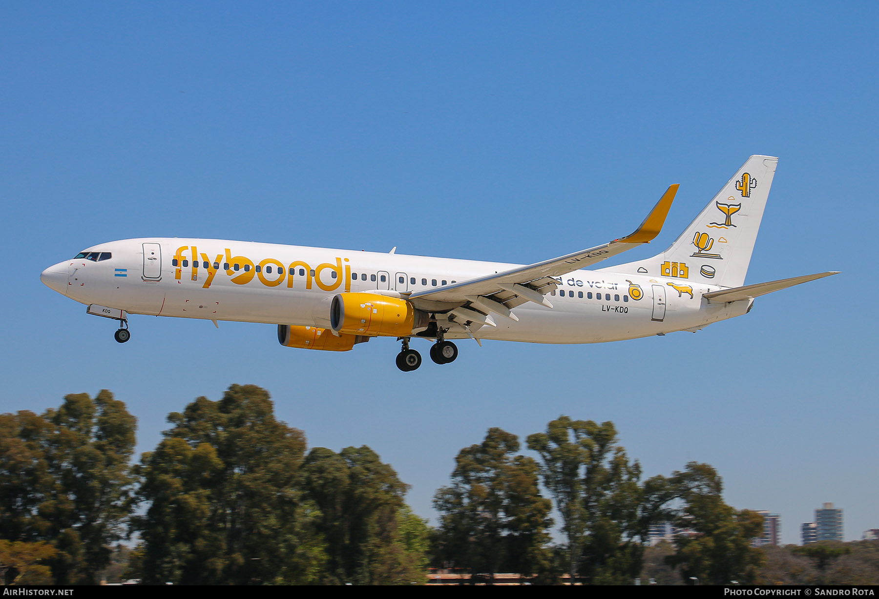 Aircraft Photo of LV-KDQ | Boeing 737-86N | FlyBondi | AirHistory.net #607383