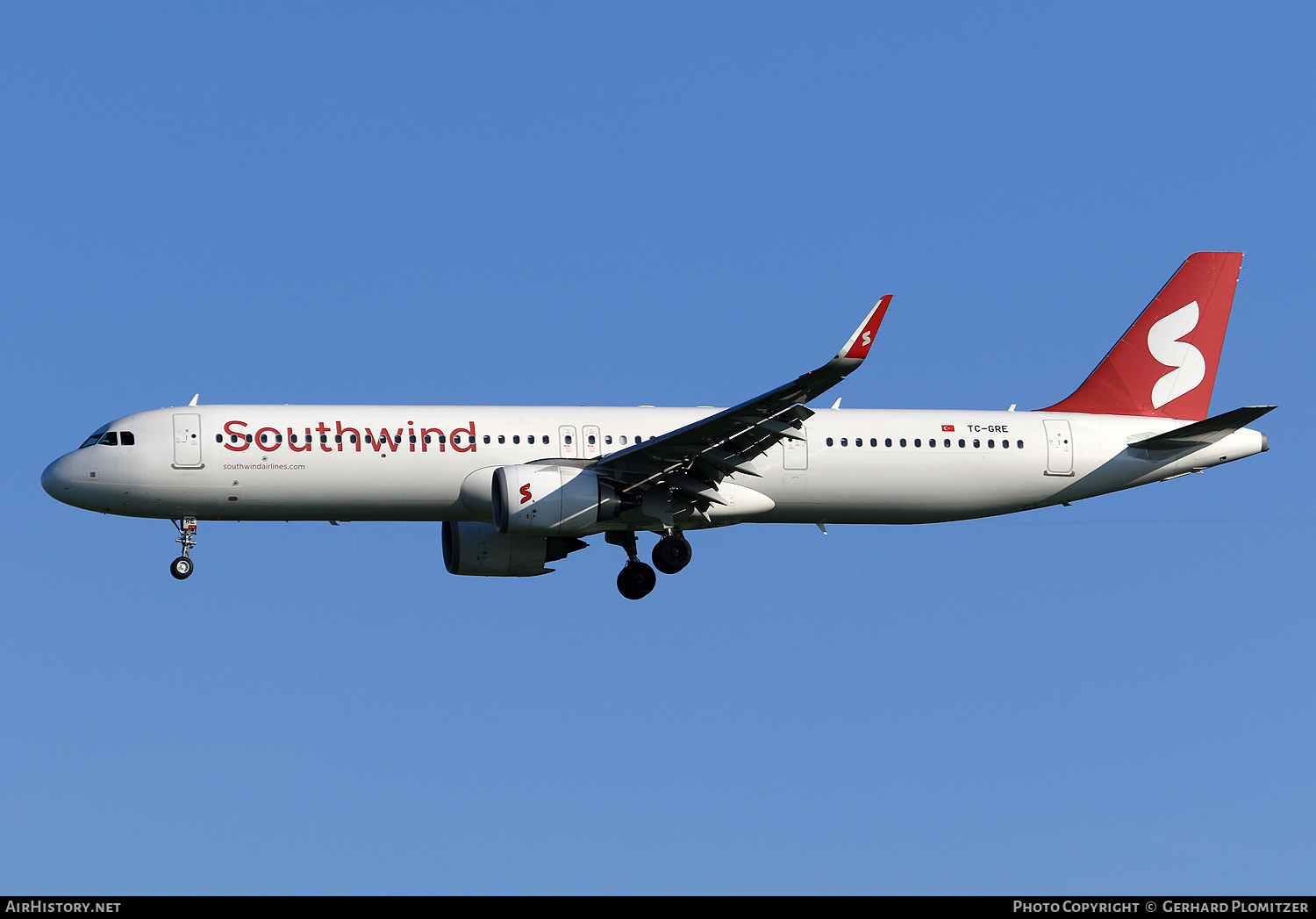 Aircraft Photo of TC-GRE | Airbus A321-253NX | Southwind Airlines | AirHistory.net #607416