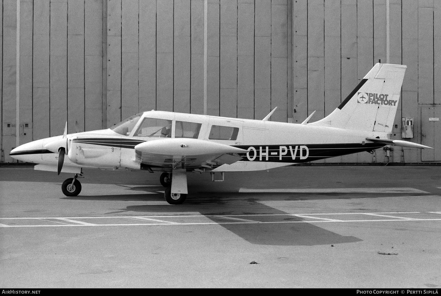 Aircraft Photo of OH-PVD | Piper PA-34-200 Seneca | Pilot Factory | AirHistory.net #607456