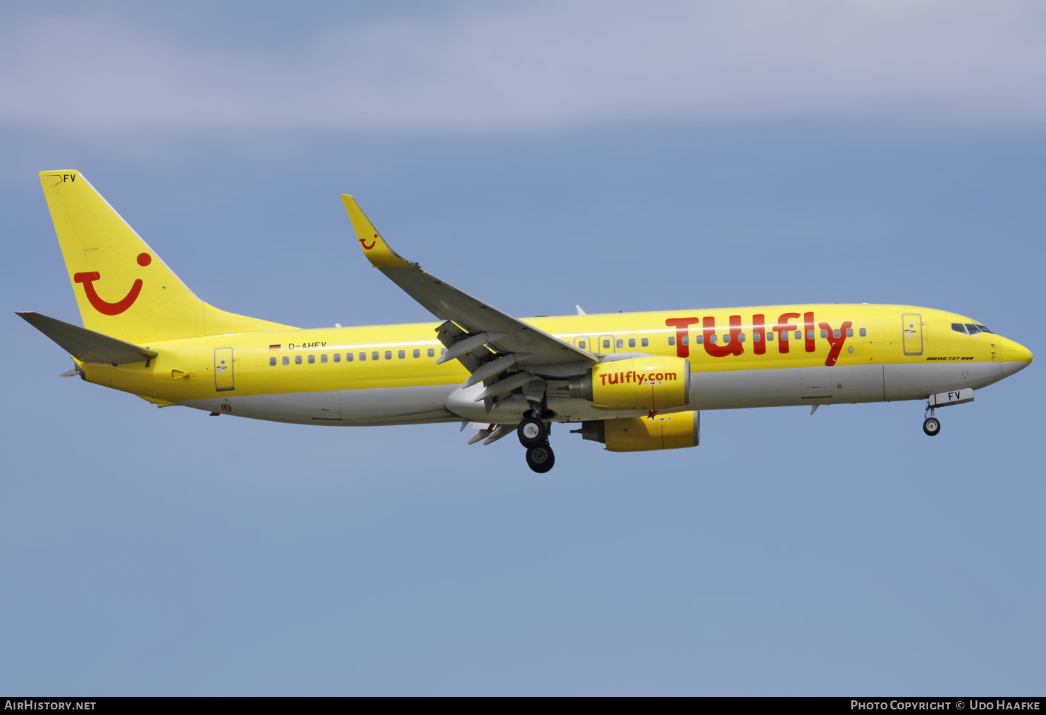 Aircraft Photo of D-AHFV | Boeing 737-8K5 | TUIfly | AirHistory.net #607495