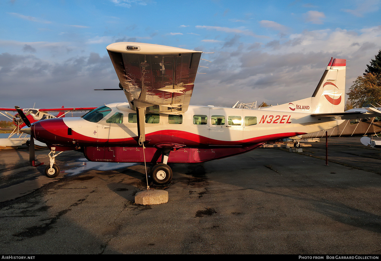 Aircraft Photo of N32EL | Cessna 208B Grand Caravan | Island Air Service | AirHistory.net #607500