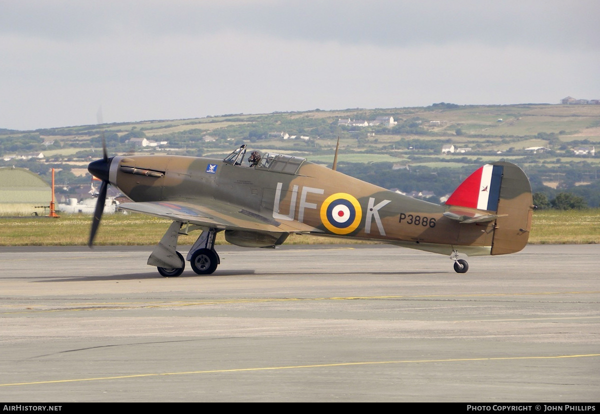 Aircraft Photo of G-CHTK / P3886 | Hawker Hurricane X | UK - Air Force | AirHistory.net #607629