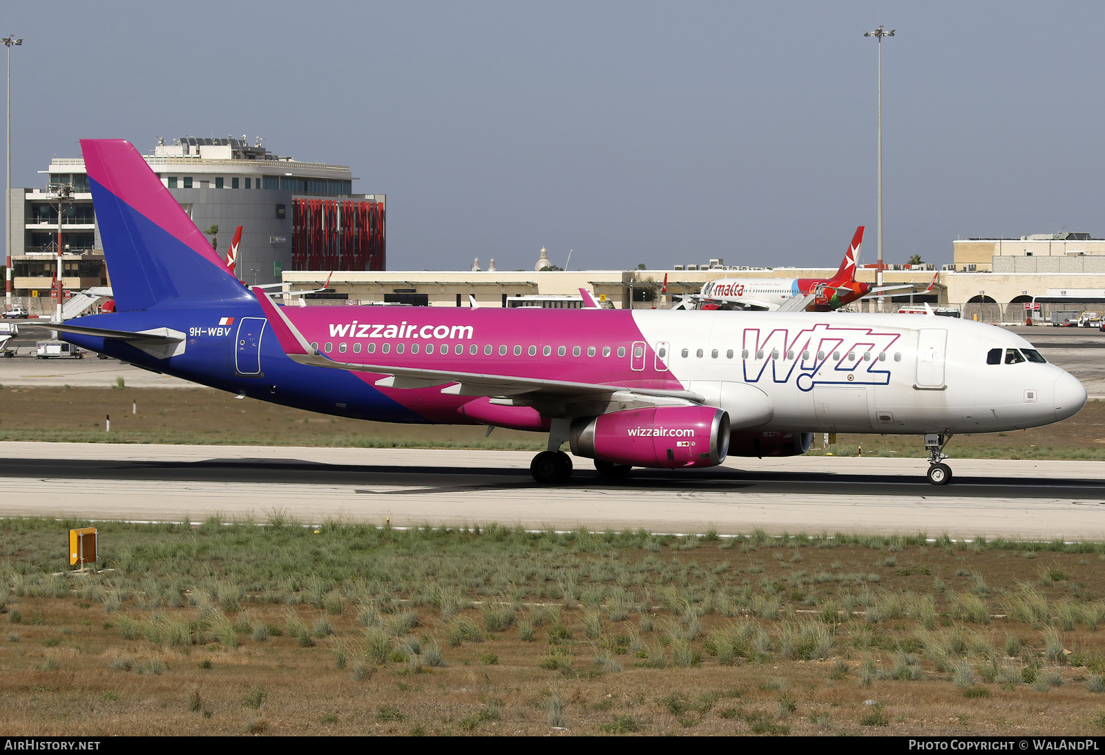 Aircraft Photo of 9H-WBV | Airbus A320-232 | Wizz Air | AirHistory.net #607682