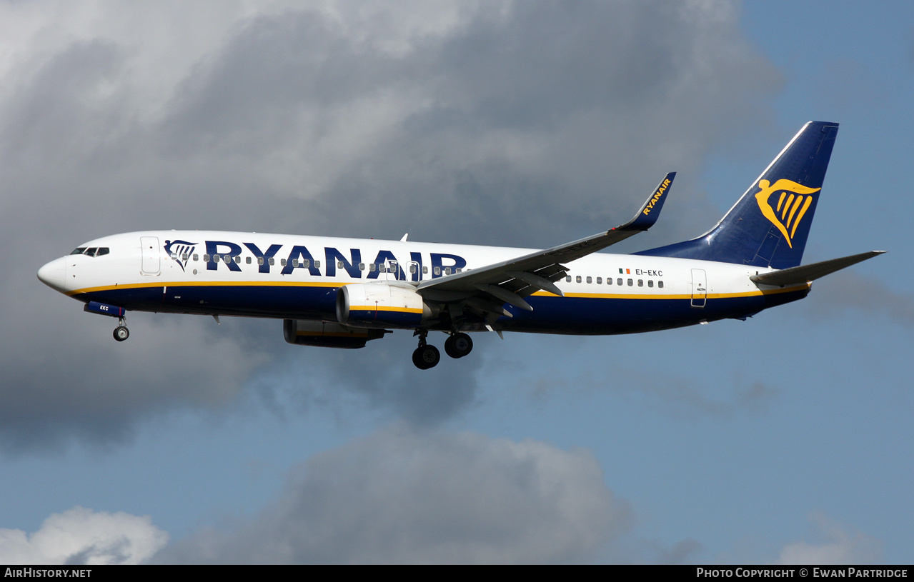 Aircraft Photo of EI-EKC | Boeing 737-8AS | Ryanair | AirHistory.net #607731