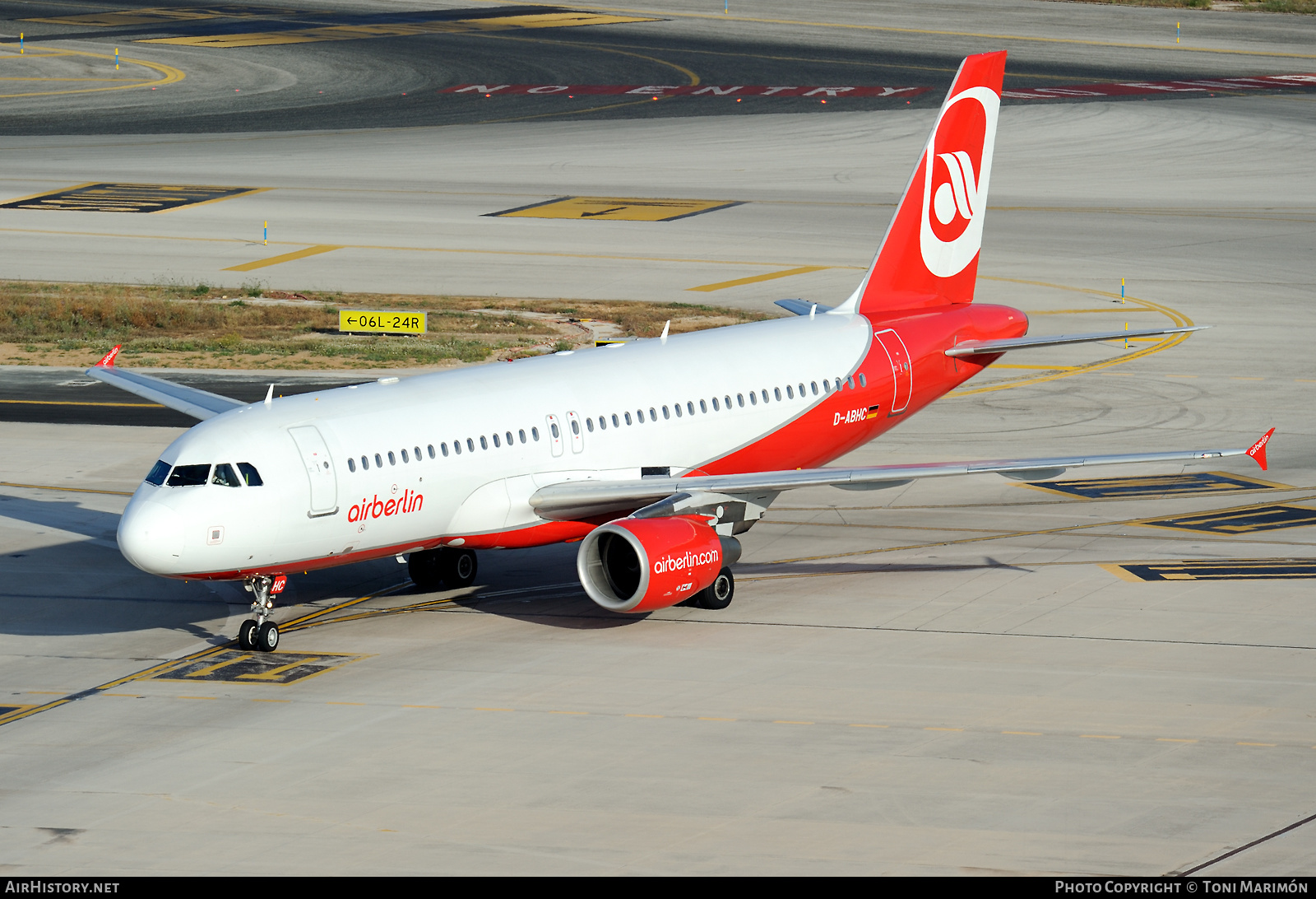 Aircraft Photo of D-ABHC | Airbus A320-214 | Air Berlin | AirHistory.net #607823