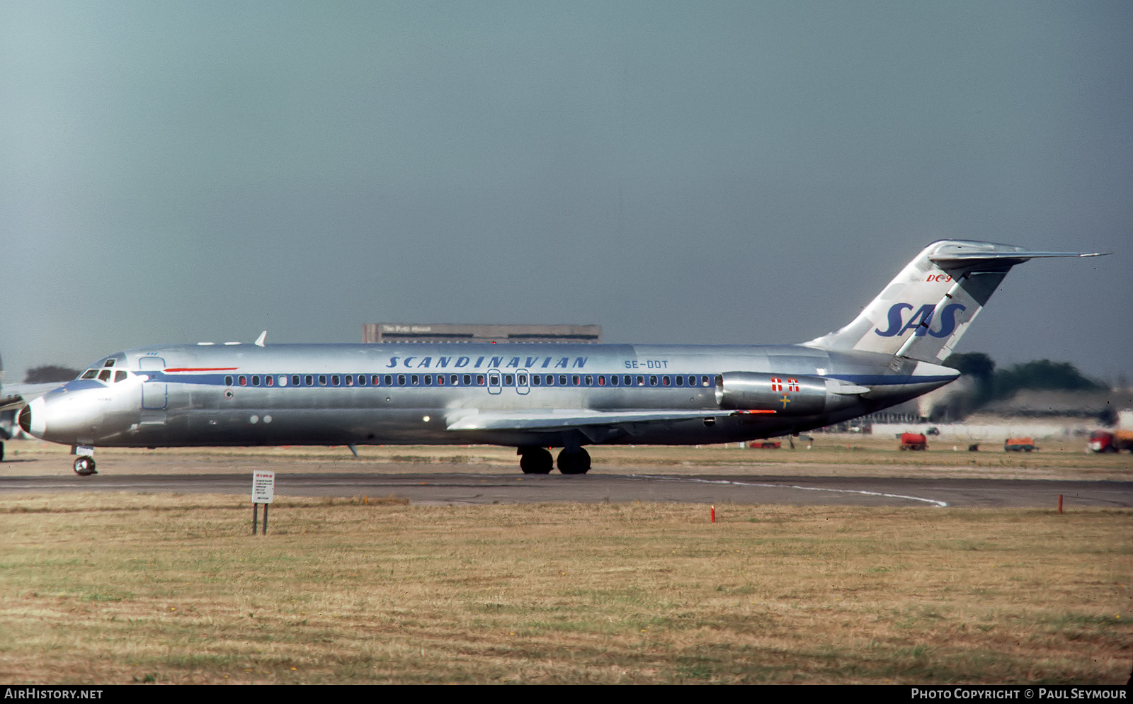 Aircraft Photo of SE-DDT | McDonnell Douglas DC-9-41 | Scandinavian Airlines - SAS | AirHistory.net #607967