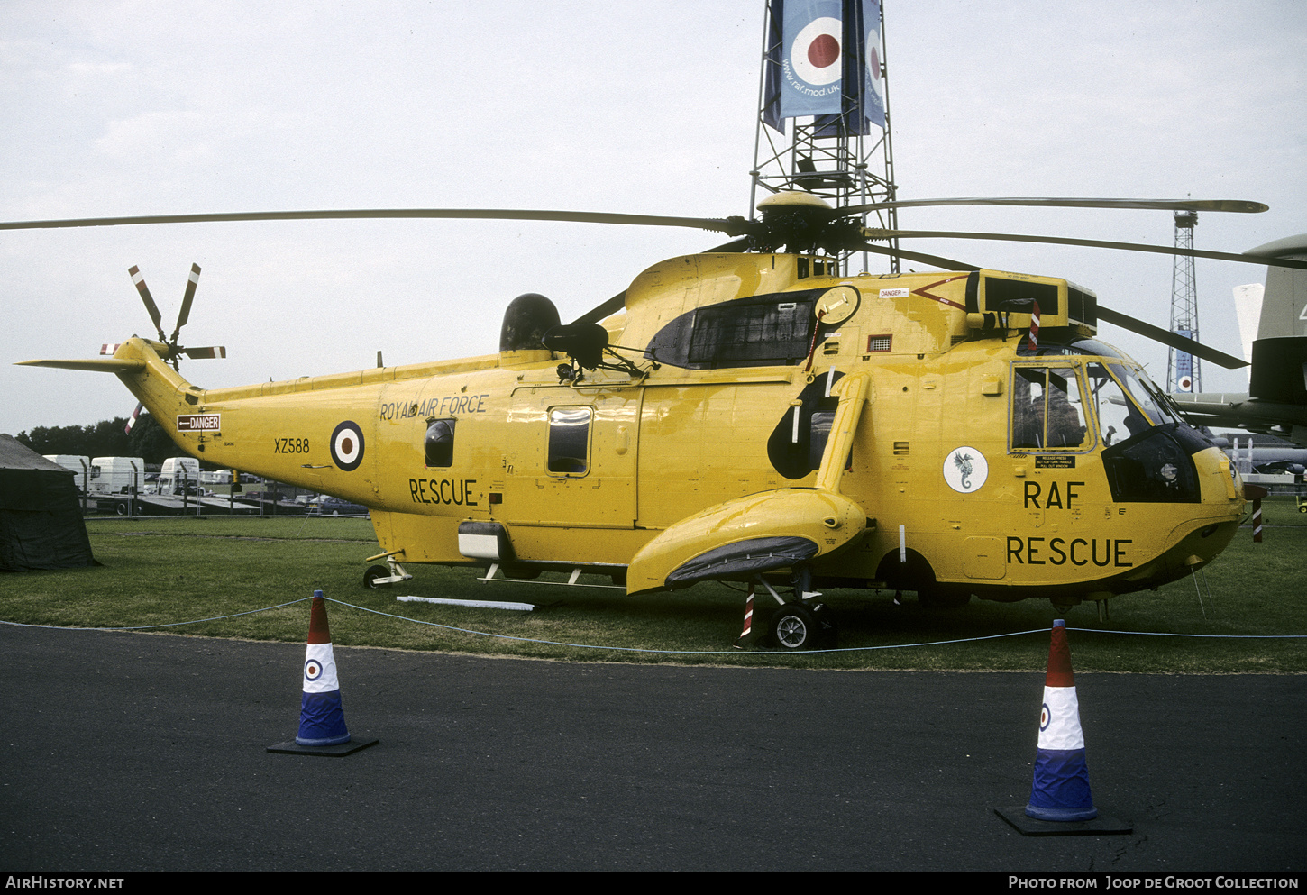 Aircraft Photo of XZ588 | Westland WS-61 Sea King HAR3 | UK - Air Force | AirHistory.net #607981