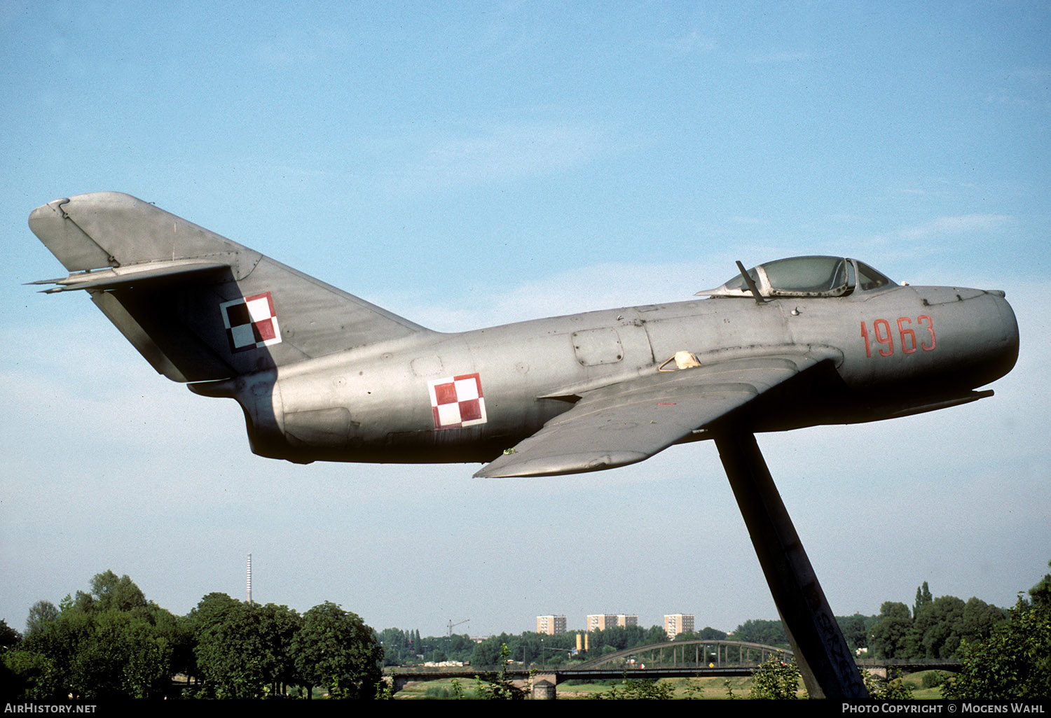 Aircraft Photo of 1963 | Mikoyan-Gurevich MiG-15 | Poland - Air Force | AirHistory.net #608073