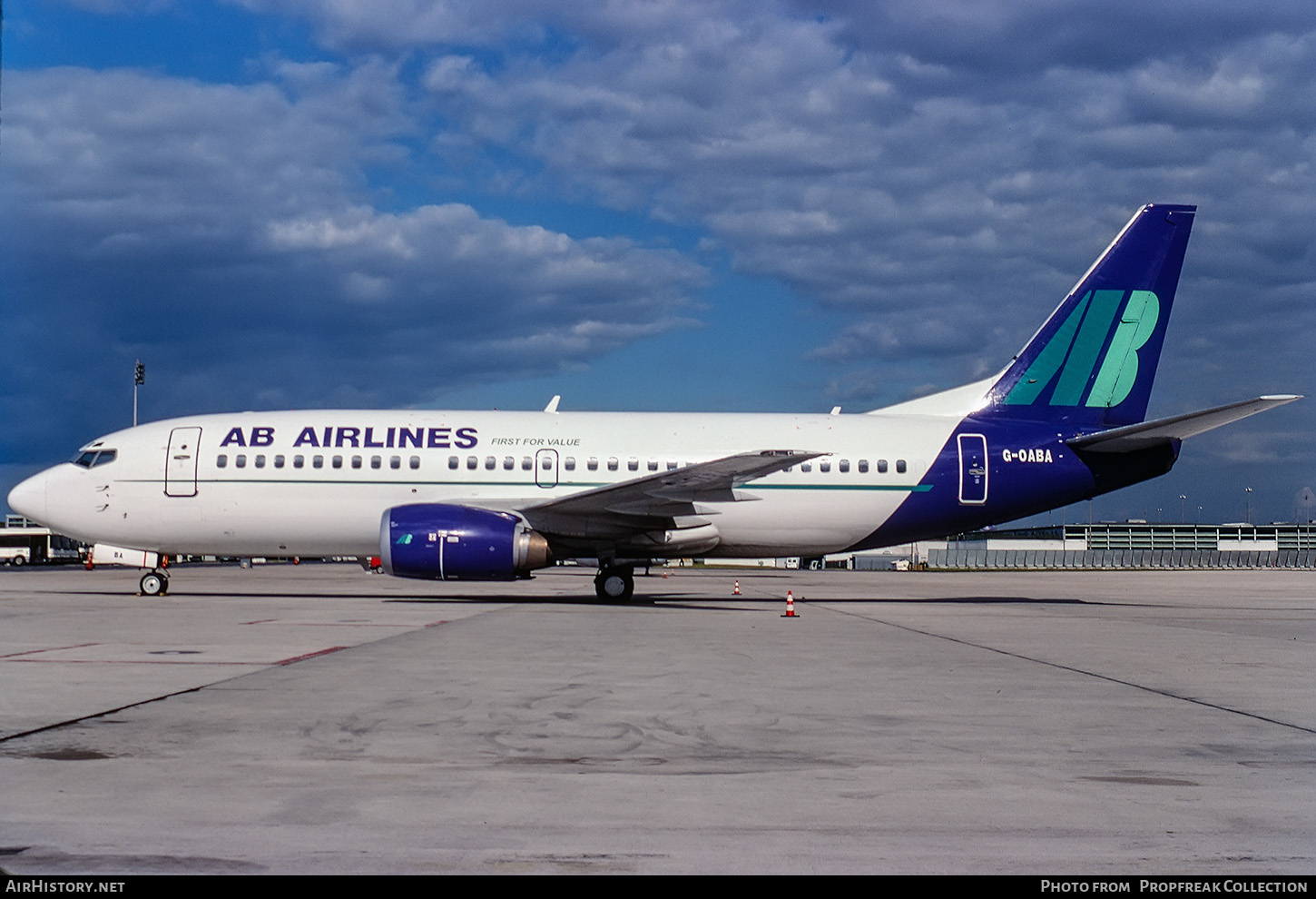 Aircraft Photo of G-OABA | Boeing 737-33A | AB Airlines | AirHistory.net #608132