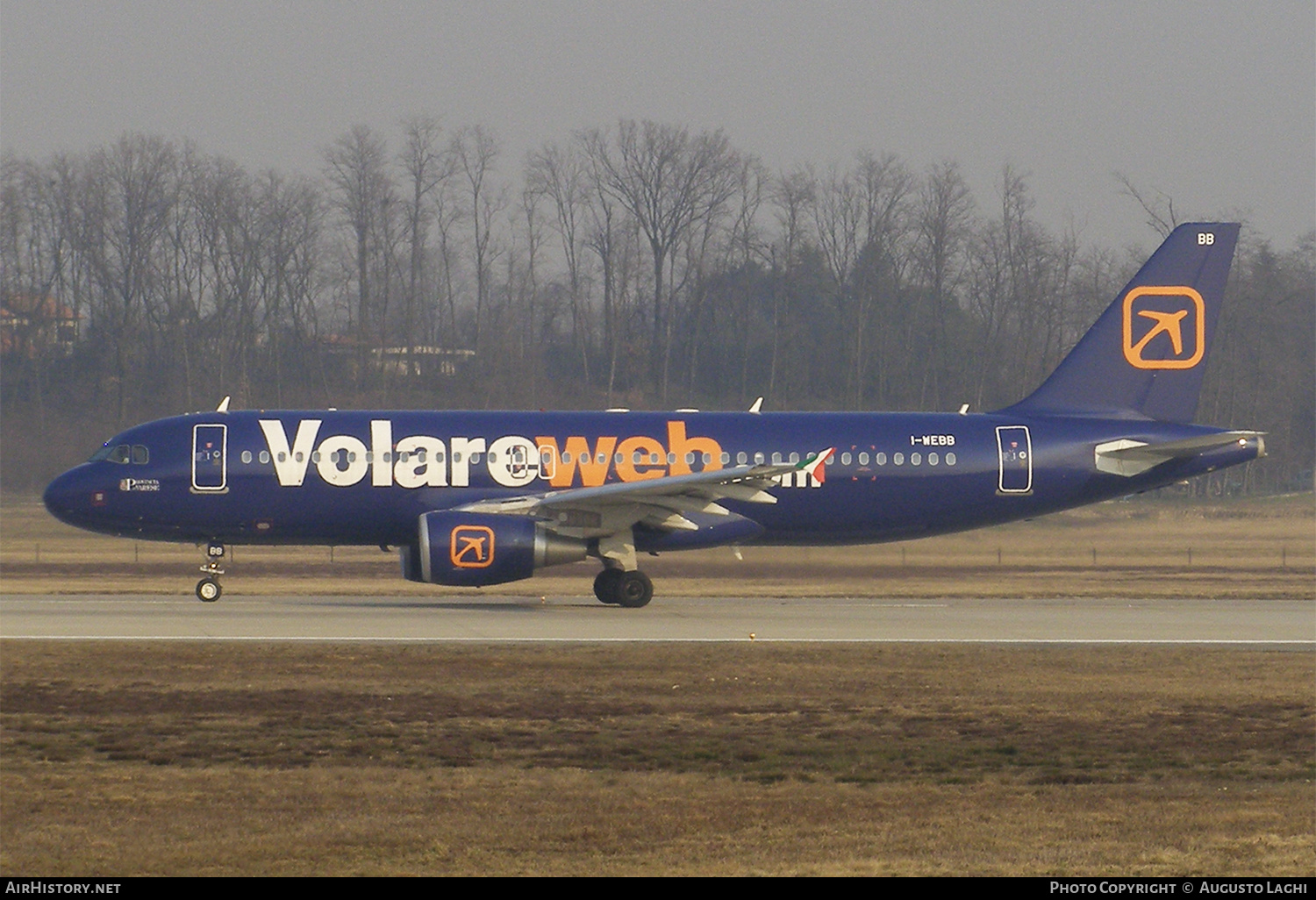 Aircraft Photo of I-WEBB | Airbus A320-214 | Volareweb | AirHistory.net #608133