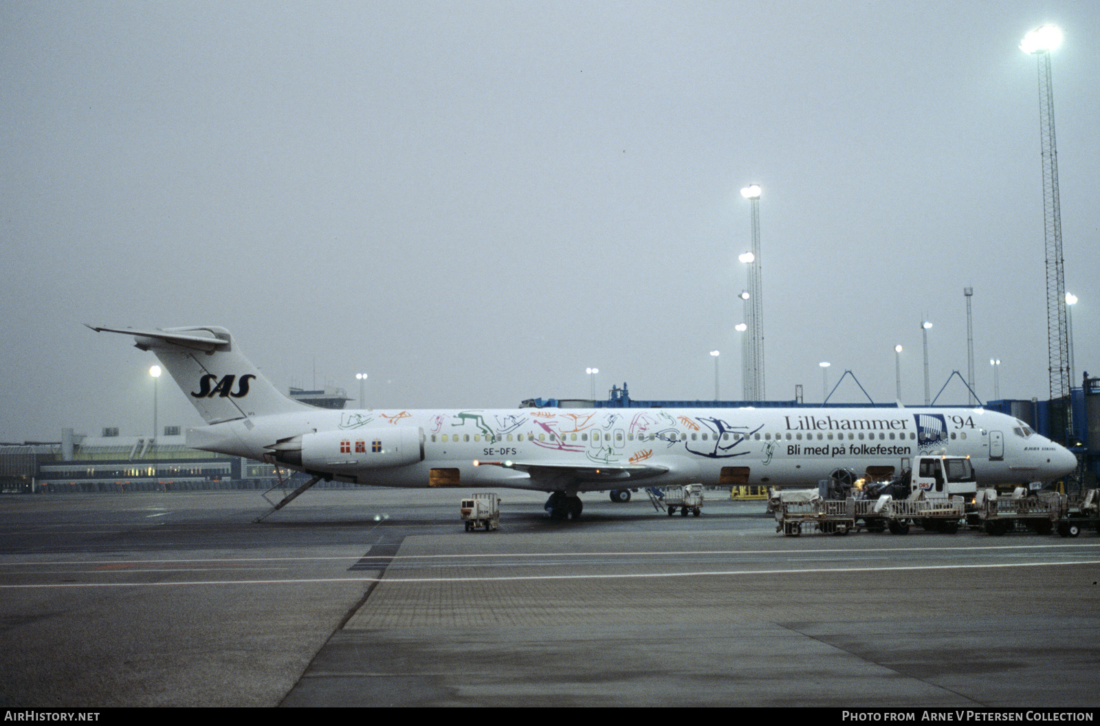 Aircraft Photo of SE-DFS | McDonnell Douglas MD-82 (DC-9-82) | Scandinavian Airlines - SAS | AirHistory.net #608236