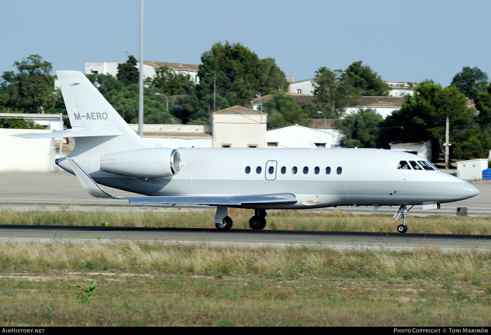 Aircraft Photo of M-AERO | Dassault Falcon 2000LX | AirHistory.net #608242