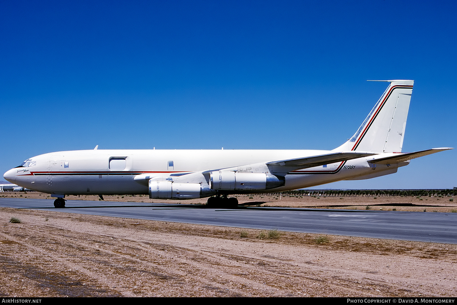 Aircraft Photo of N7381 | Boeing 720-060B | AirHistory.net #608395