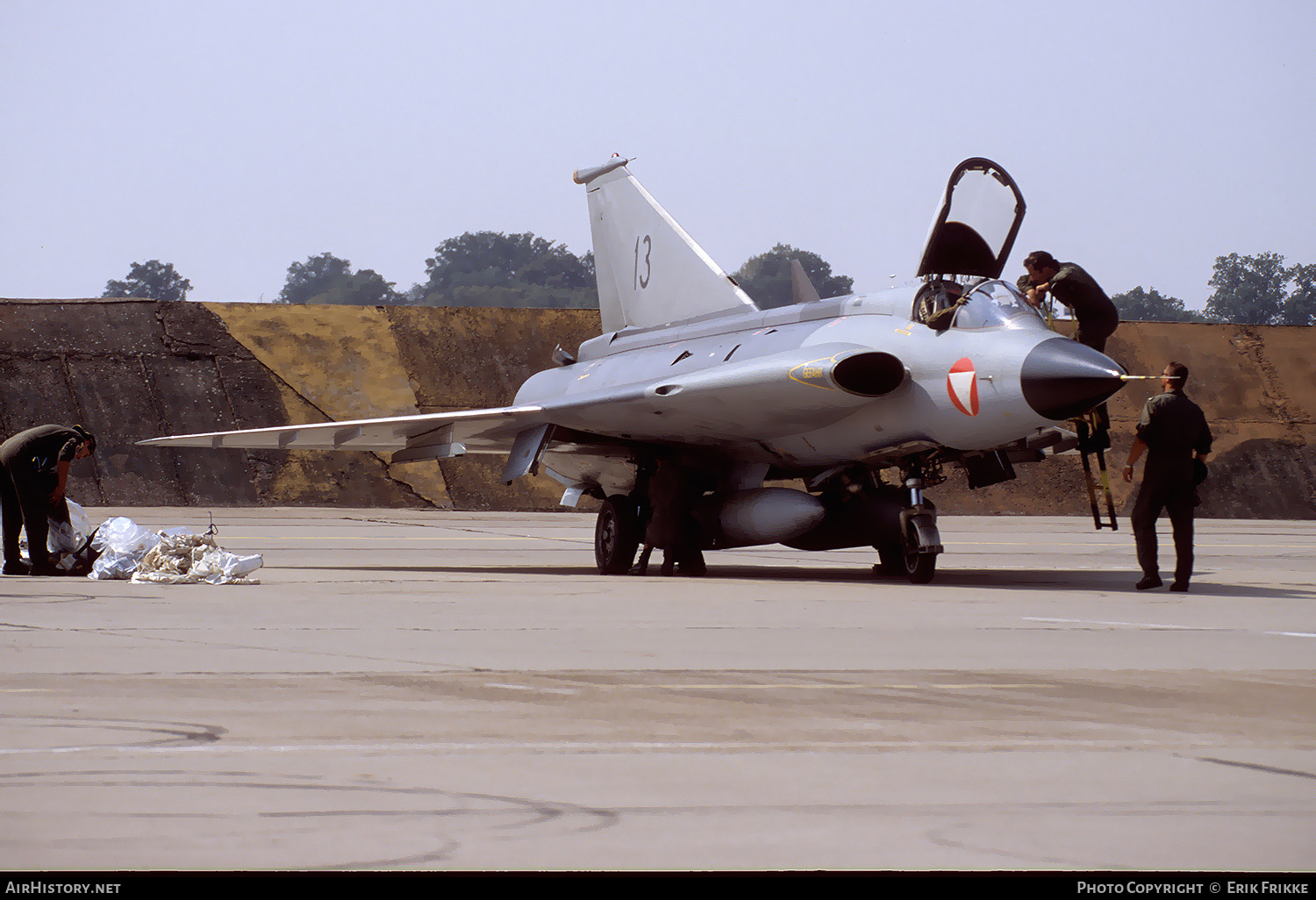 Aircraft Photo of 13 | Saab J35Oe Draken | Austria - Air Force | AirHistory.net #608412