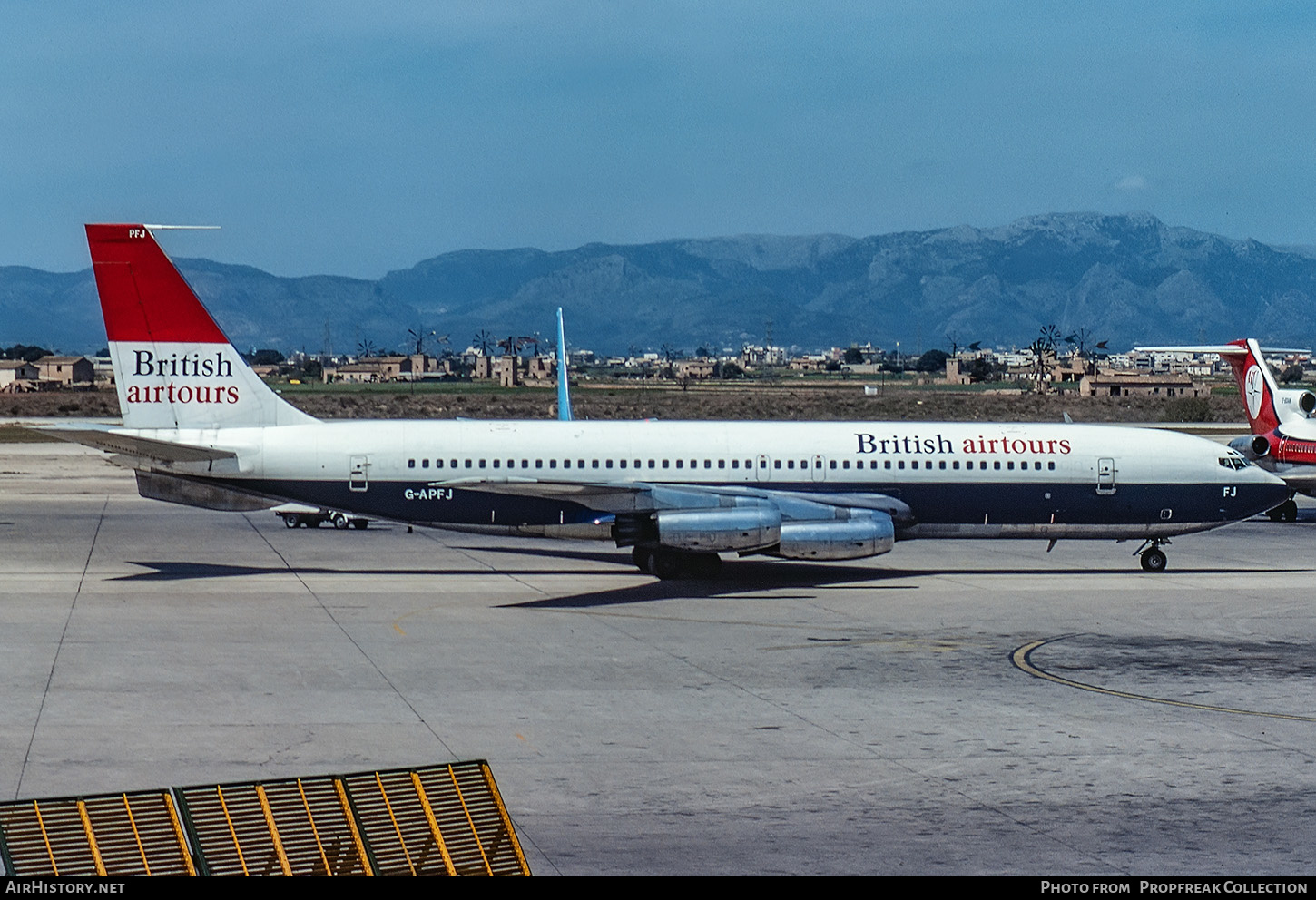 Aircraft Photo of G-APFJ | Boeing 707-436 | British Airtours | AirHistory.net #608424
