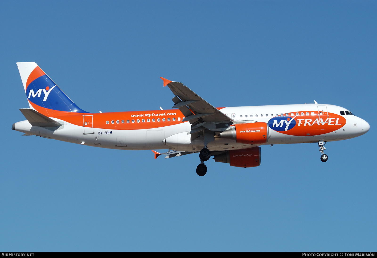 Aircraft Photo of OY-VKM | Airbus A320-214 | MyTravel Airways | AirHistory.net #608500