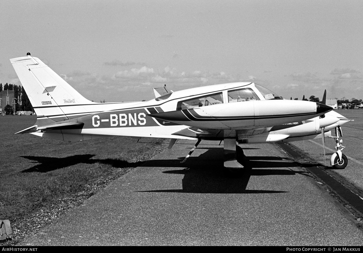 Aircraft Photo of G-BBNS | Cessna 310Q | AirHistory.net #608518
