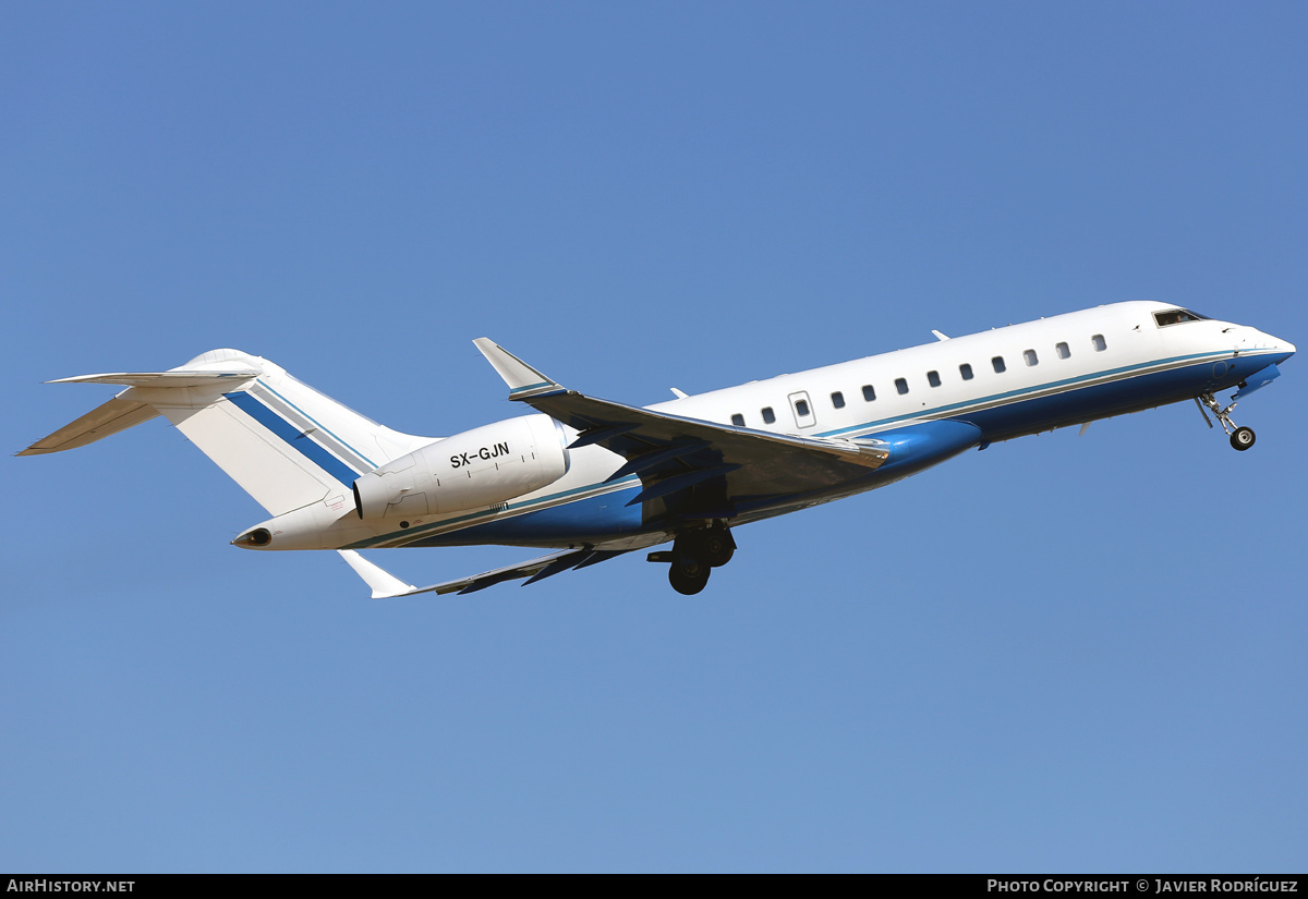 Aircraft Photo of SX-GJN | Bombardier Global Express (BD-700-1A10) | AirHistory.net #608540