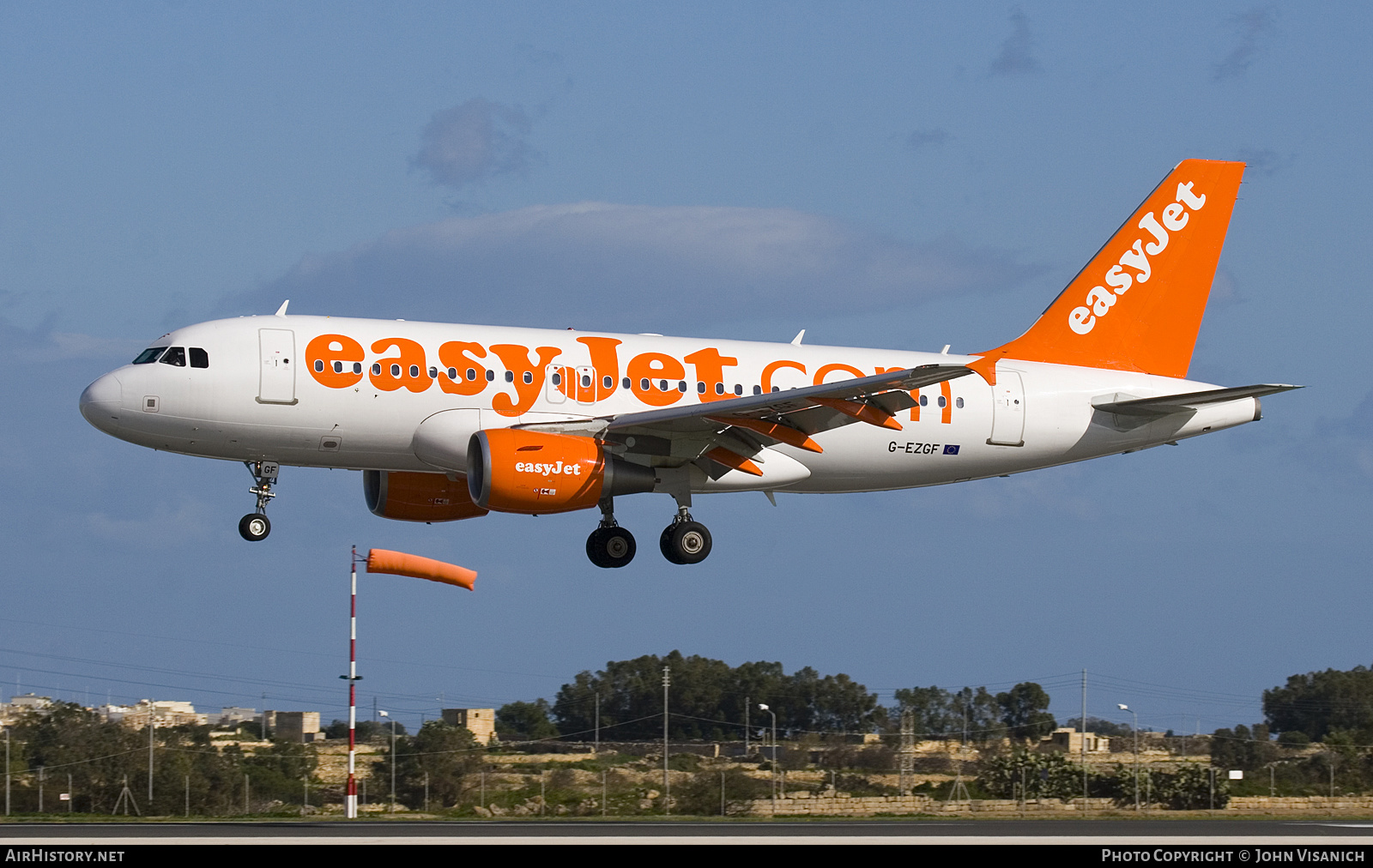 Aircraft Photo of G-EZGF | Airbus A319-111 | EasyJet | AirHistory.net #608620