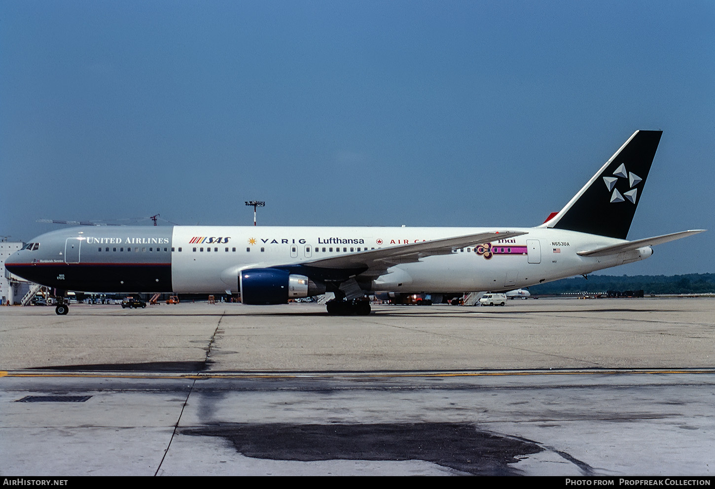 Aircraft Photo of N653UA | Boeing 767-322/ER | United Airlines | AirHistory.net #608657