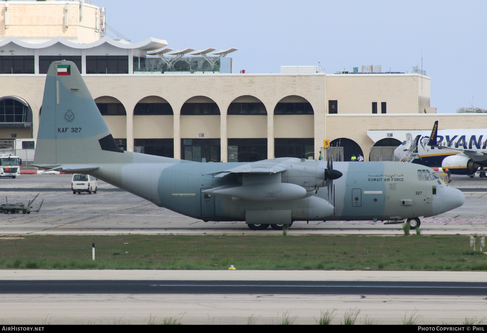 Aircraft Photo of KAF327 | Lockheed Martin KC-130J Hercules | Kuwait - Air Force | AirHistory.net #608720