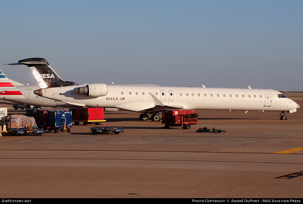 Aircraft Photo of N241LR | Bombardier CRJ-900ER (CL-600-2D24) | Mesa Airlines | AirHistory.net #608742
