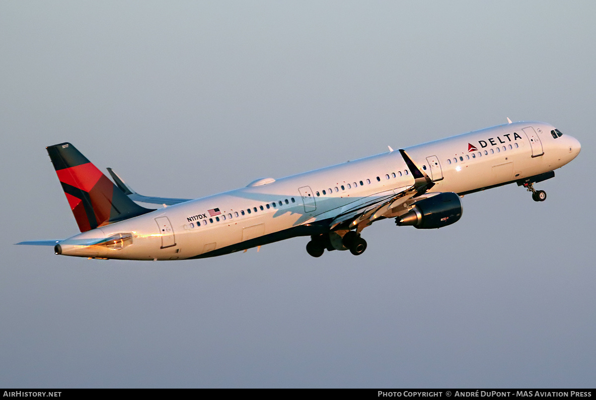 Aircraft Photo of N117DX | Airbus A321-211 | Delta Air Lines | AirHistory.net #608757