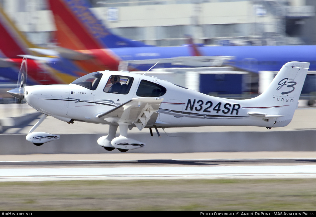 Aircraft Photo of N324SR | Cirrus SR-22 G3-GTS Turbo | AirHistory.net #608776