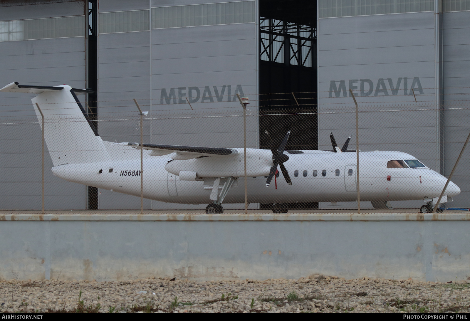 Aircraft Photo of N568AW | Bombardier DHC-8-315Q Dash 8 | AirHistory.net #608839