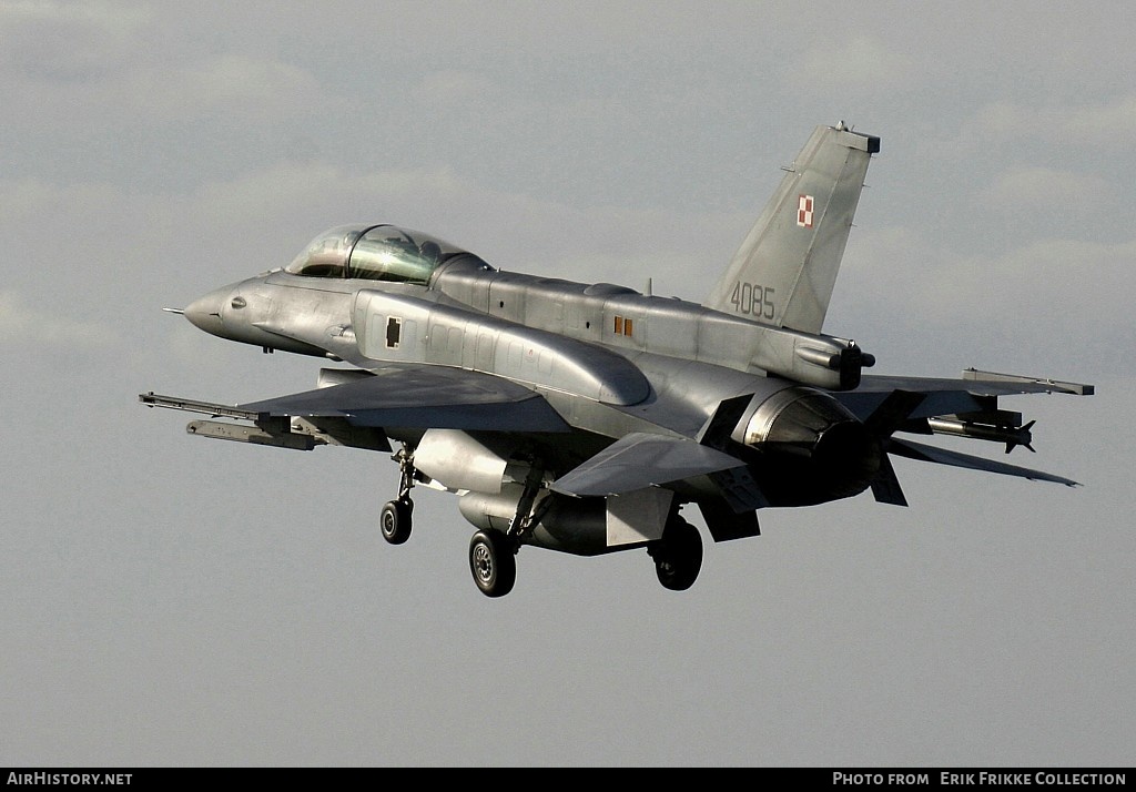 Aircraft Photo of 4085 | Lockheed Martin F-16D Fighting Falcon | Poland - Air Force | AirHistory.net #608884