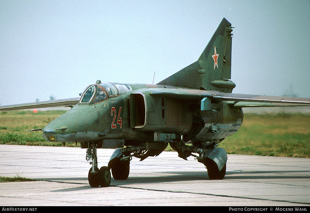 Aircraft Photo of 24 red | Mikoyan-Gurevich MiG-27D | Russia - Air Force | AirHistory.net #608947