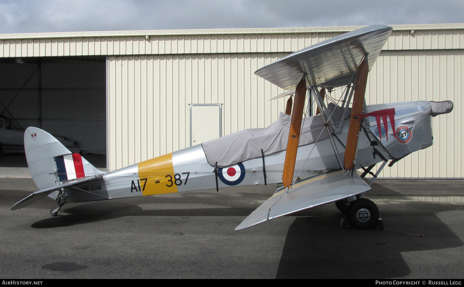 Aircraft Photo of VH-JJW / A17-387 | De Havilland D.H. 82A Tiger Moth | Australia - Air Force | AirHistory.net #608975