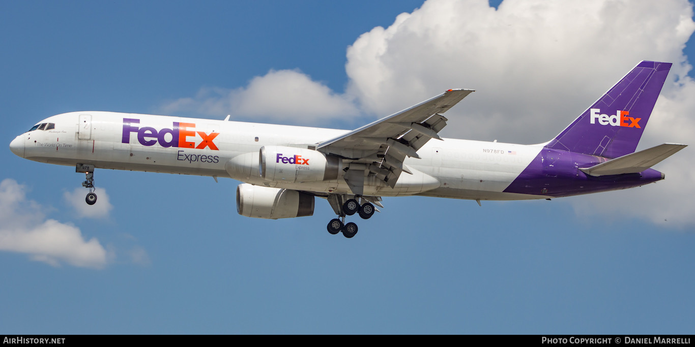 Aircraft Photo of N978FD | Boeing 757-236(PCF) | FedEx Express | AirHistory.net #609083
