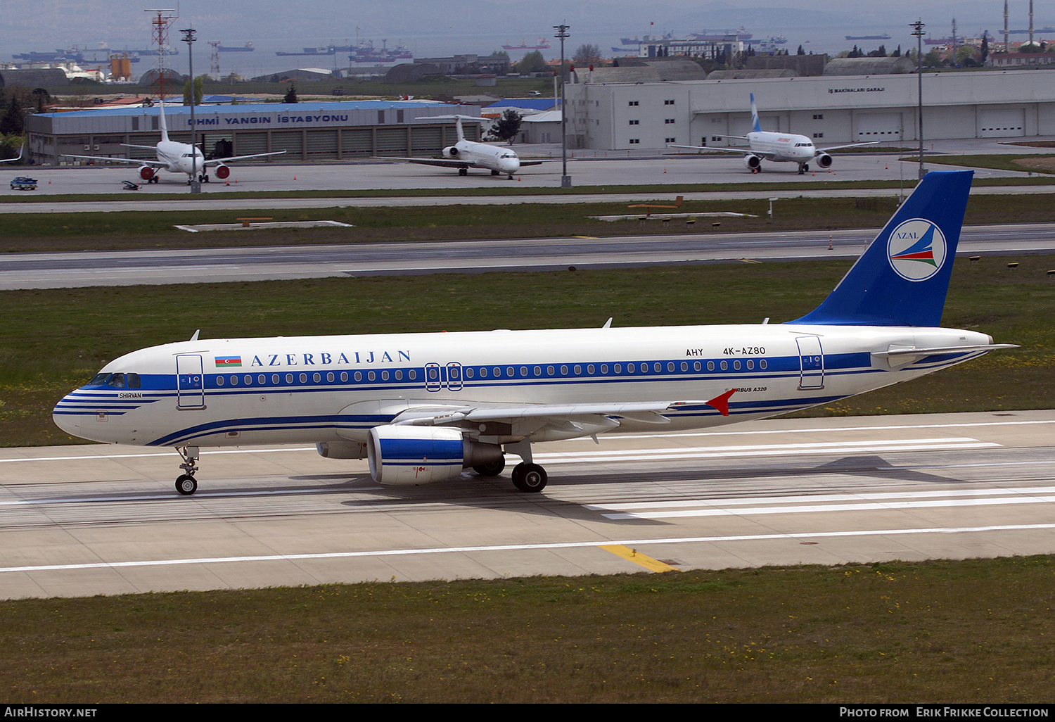 Aircraft Photo of 4K-AZ80 | Airbus A320-214 | Azerbaijan Airlines - AZAL - AHY | AirHistory.net #609122