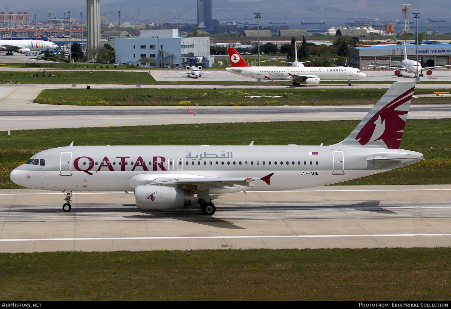 Aircraft Photo of A7-AHE | Airbus A320-232 | Qatar Airways | AirHistory.net #609220