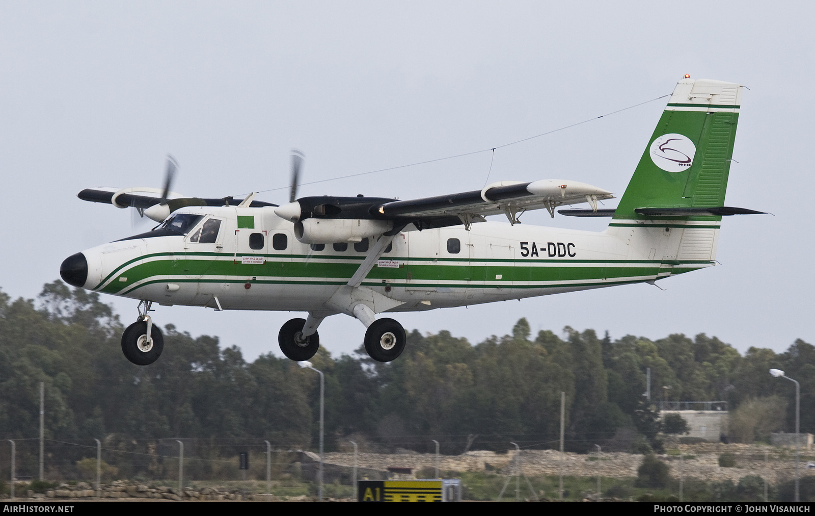 Aircraft Photo of 5A-DDC | De Havilland Canada DHC-6-300 Twin Otter | Petro Air | AirHistory.net #609241