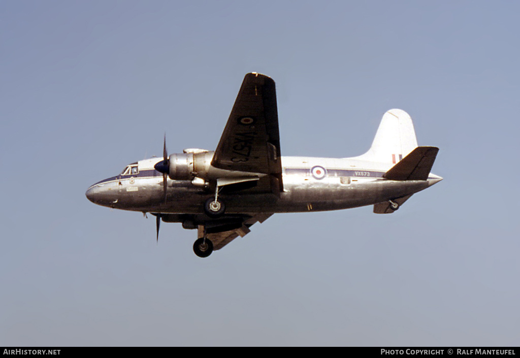 Aircraft Photo of VX573 | Vickers 659 Valetta C2 | UK - Air Force | AirHistory.net #609267