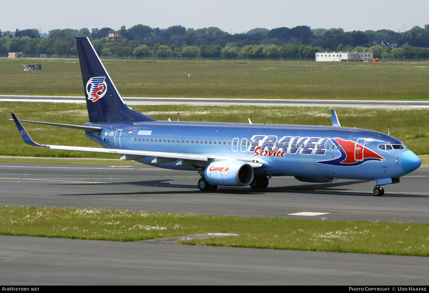 Aircraft Photo of HA-LKE | Boeing 737-86Q | Travel Service | AirHistory.net #609268