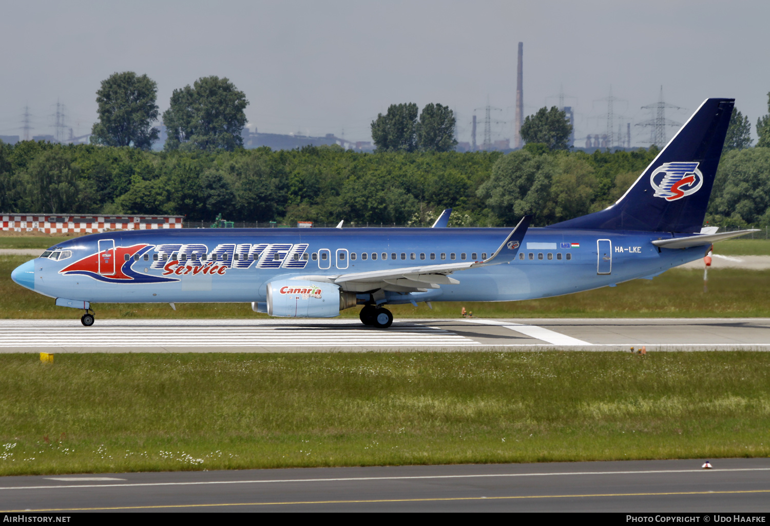 Aircraft Photo of HA-LKE | Boeing 737-86Q | Travel Service | AirHistory.net #609321