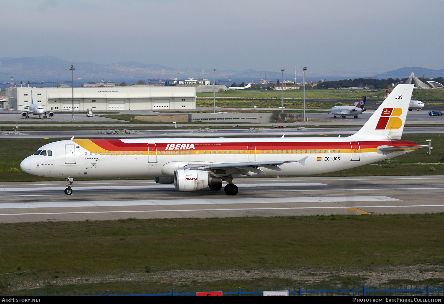 Aircraft Photo of EC-JGS | Airbus A321-213 | Iberia | AirHistory.net #609337