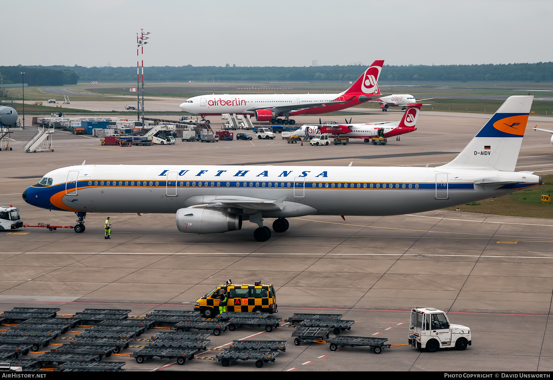 Aircraft Photo of D-AIDV | Airbus A321-231 | Lufthansa | AirHistory.net #609340