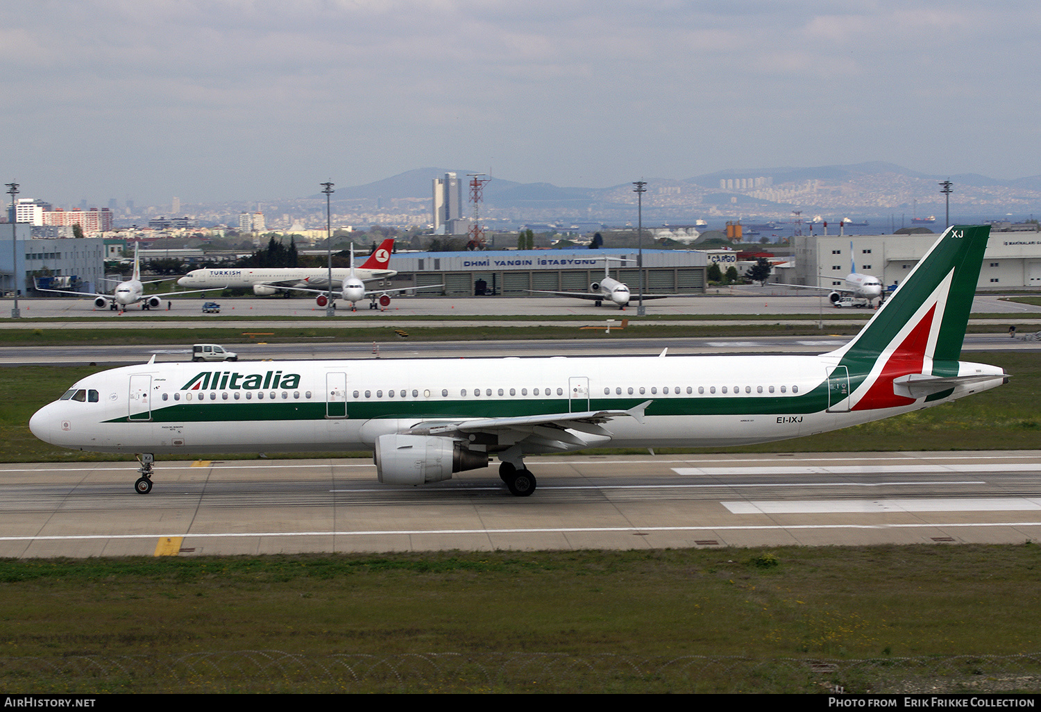 Aircraft Photo of EI-IXJ | Airbus A321-112 | Alitalia | AirHistory.net #609352