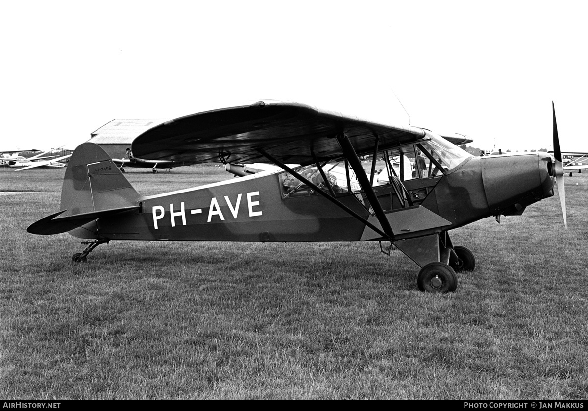 Aircraft Photo of PH-AVE / 54-2456 | Piper PA-18-135 Super Cub | AirHistory.net #609433