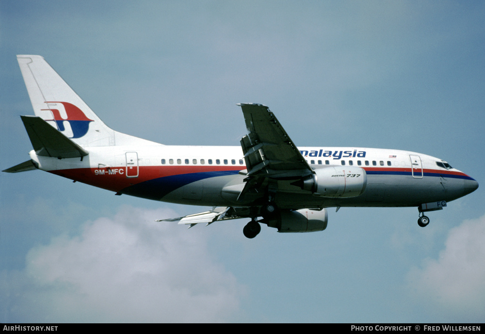 Aircraft Photo of 9M-MFC | Boeing 737-5H6 | Malaysia Airlines | AirHistory.net #609466