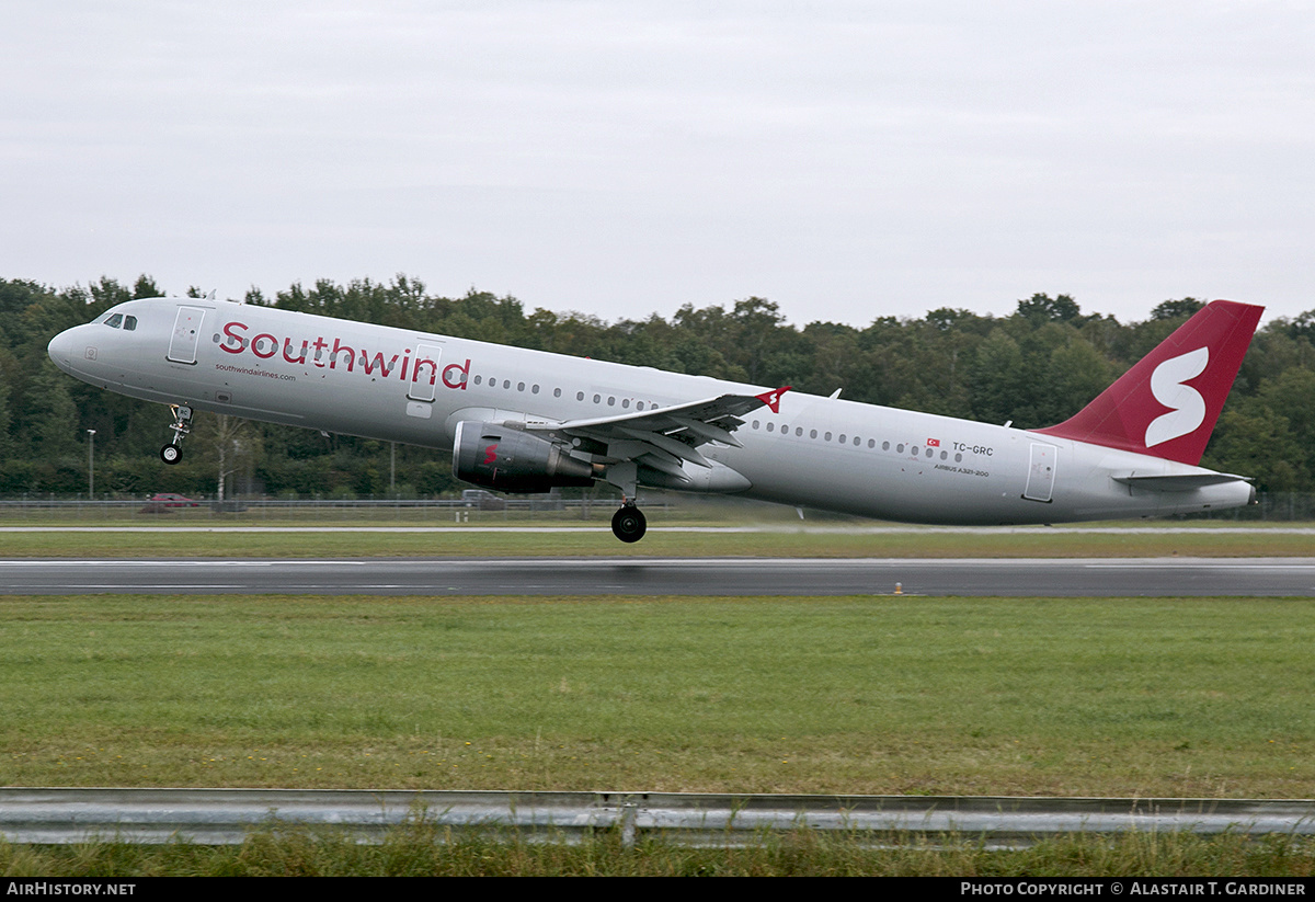 Aircraft Photo of TC-GRC | Airbus A321-211 | Southwind Airlines | AirHistory.net #609479