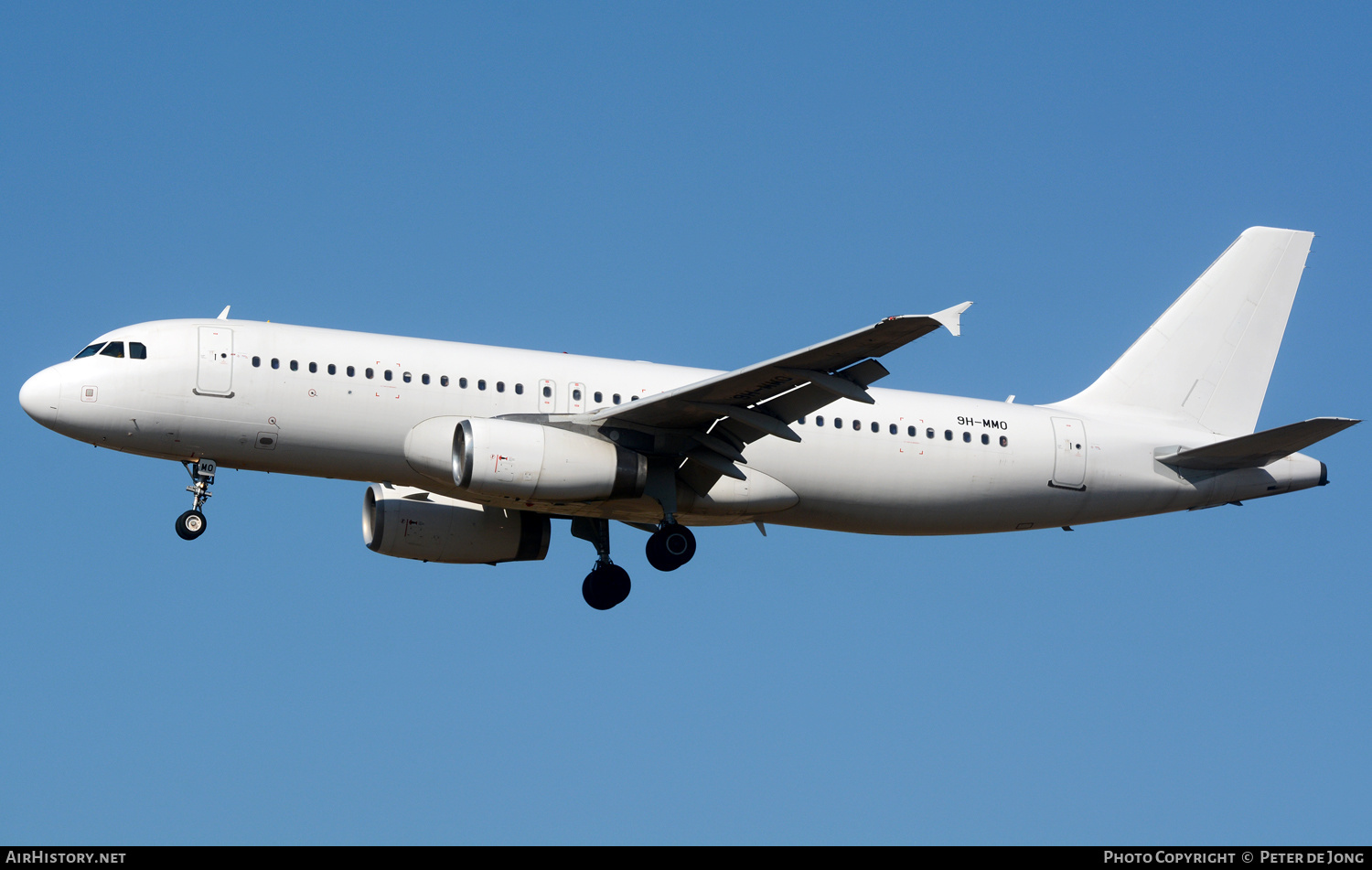Aircraft Photo of 9H-MMO | Airbus A320-232 | AirHistory.net #609484